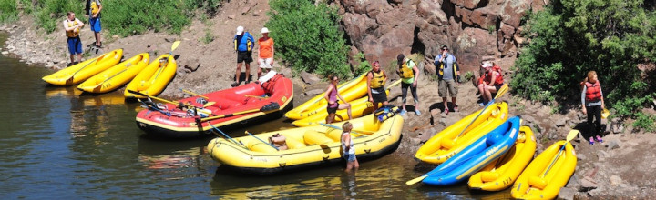 Colorado River Rentals How to Choose the Right Boat for Your Rafting Trip